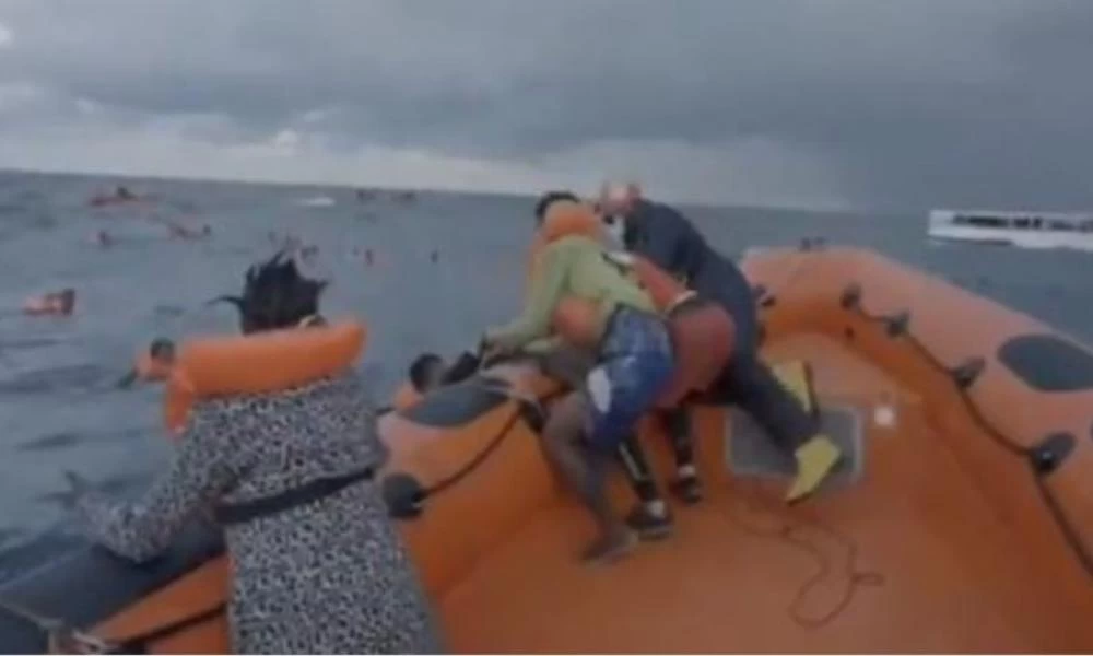 Η κραυγή της μάνας που έχασε το 6 μηνών μωρό της σε ναυάγιο στη Μεσόγειο (βίντεο)